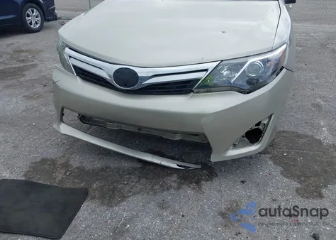 2014 Toyota Camry Le z USA, uszkodzony, nr VIN 4T1BF1FK2EU793450